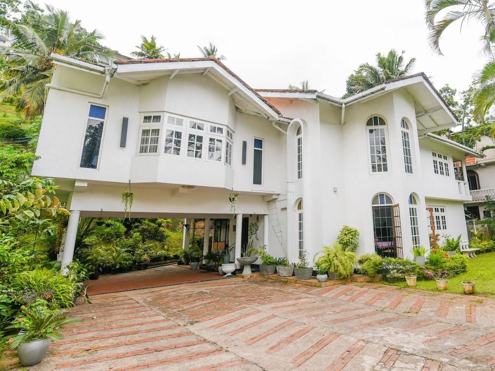 Kandy Green View Bungalow Exterior photo
